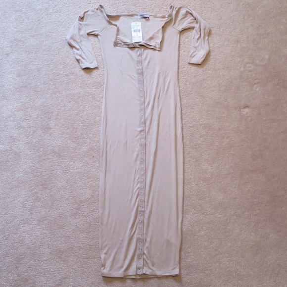 Fashion Nova Off Shoulder Dress - Picture 3 of 7